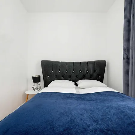 Unique Two Bedroom Perfect For Remote Work By Renters Apartment *